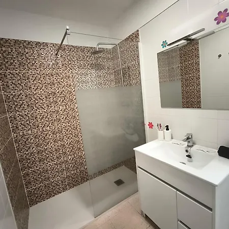 Apartment En Primera Linea De Playa - Chicas Candelaria